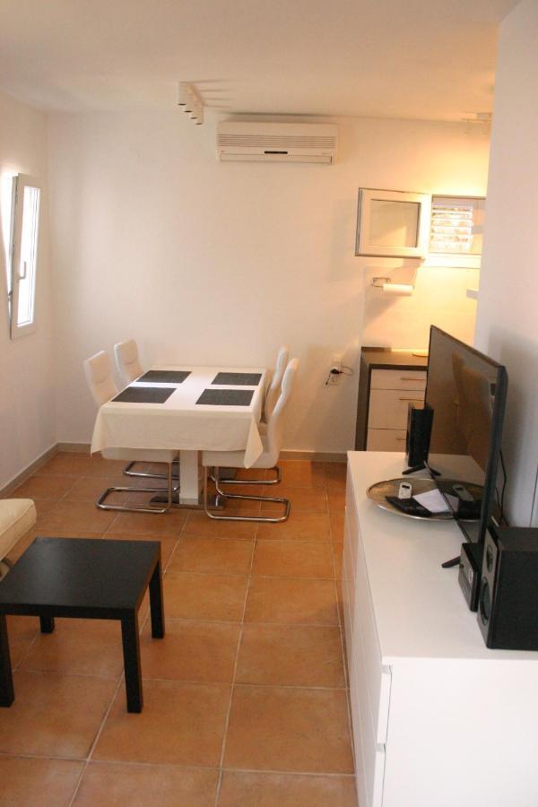 Cozy Jelsa Apartment In The Shade Of The Pines. Dış mekan fotoğraf